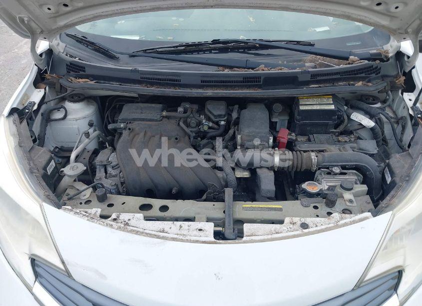 Photo 10 of 2015 Nissan Versa NOTE SV (VIN 3N1CE2CPXFL449218)