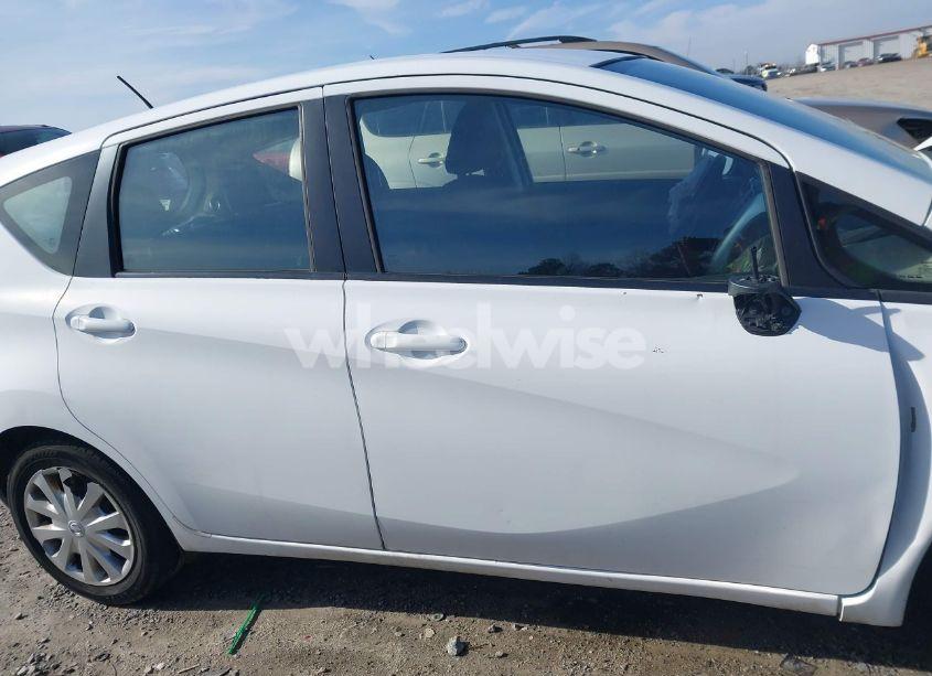 Photo 13 of 2016 Nissan Versa NOTE S (SR)/S PLUS/SL/SR/SV (VIN 3N1CE2CPXGL351839)