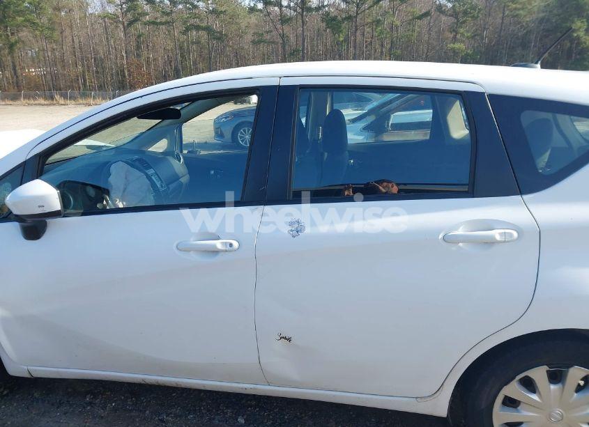 Photo 14 of 2016 Nissan Versa NOTE S (SR)/S PLUS/SL/SR/SV (VIN 3N1CE2CPXGL351839)