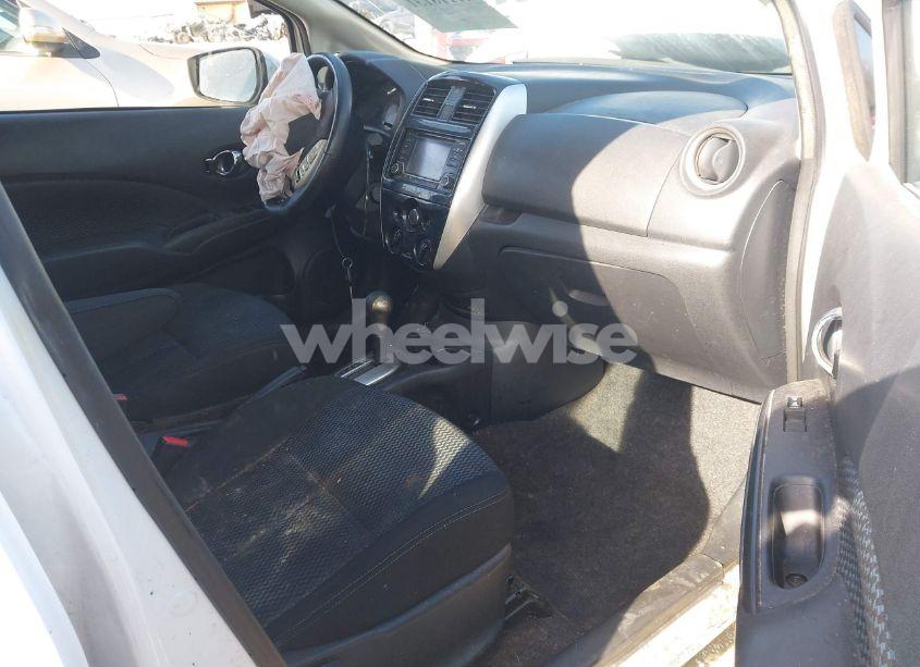 Photo 5 of 2016 Nissan Versa NOTE S (SR)/S PLUS/SL/SR/SV (VIN 3N1CE2CPXGL351839)