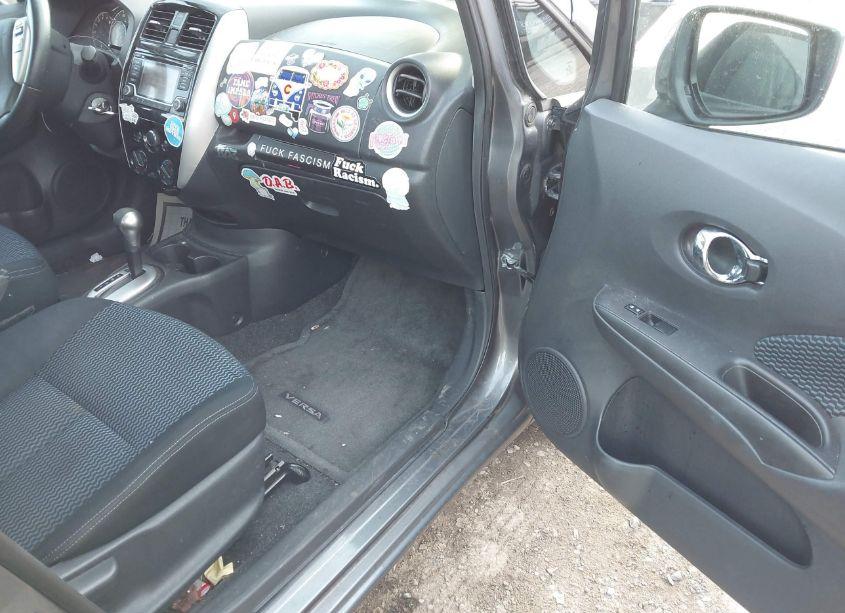 Photo 5 of 2016 Nissan Versa NOTE SV (VIN 3N1CE2CPXGL392732)