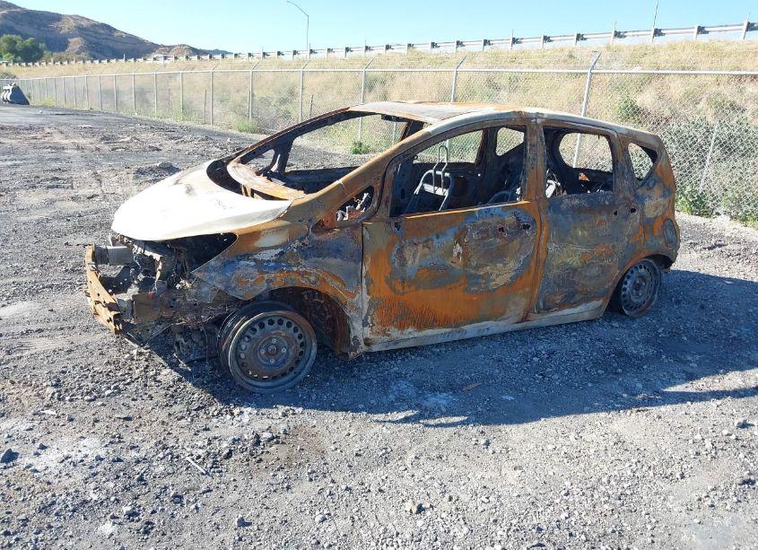 Photo 2 of 2016 Nissan Versa NOTE S PLUS/SV/SR/S (SR)/SL (VIN 3N1CE2CPXGL399177)