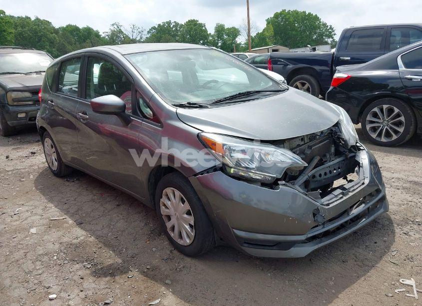 2017 Nissan Versa NOTE SV (VIN 3N1CE2CPXHL359814) main photo