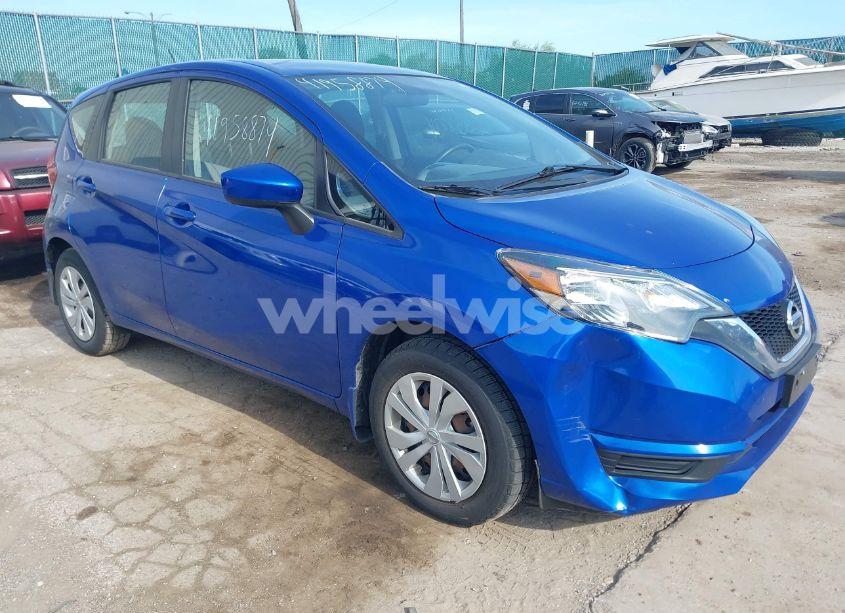 2017 Nissan Versa NOTE SV (VIN 3N1CE2CPXHL378993) main photo