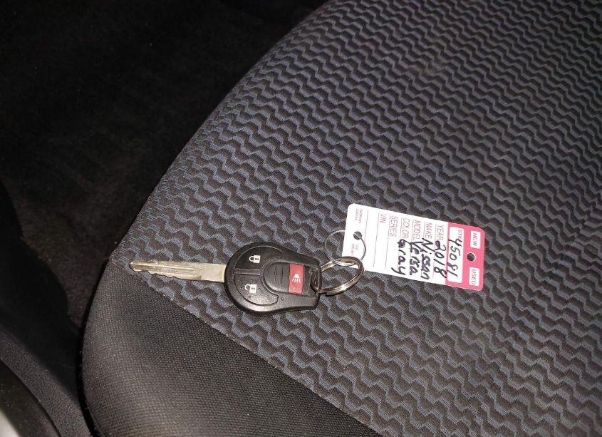 Photo 11 of 2018 Nissan Versa NOTE SV (VIN 3N1CE2CPXJL353517)