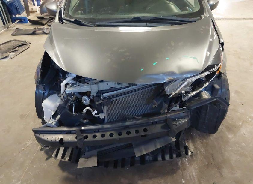 Photo 13 of 2018 Nissan Versa NOTE SV (VIN 3N1CE2CPXJL353517)