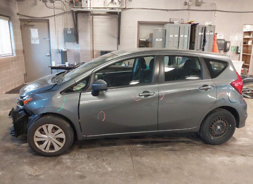 Photo 15 of 2018 Nissan Versa NOTE SV (VIN 3N1CE2CPXJL353517)