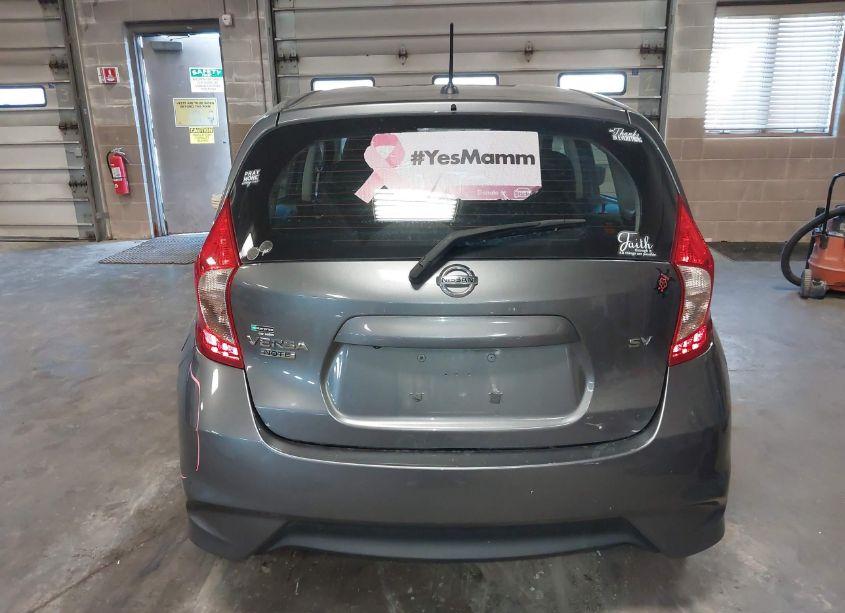 Photo 17 of 2018 Nissan Versa NOTE SV (VIN 3N1CE2CPXJL353517)