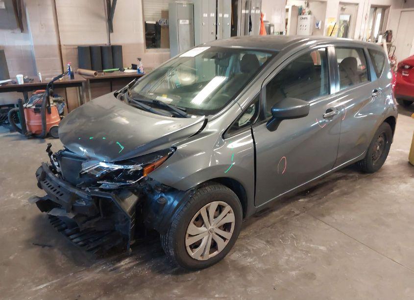 Photo 2 of 2018 Nissan Versa NOTE SV (VIN 3N1CE2CPXJL353517)