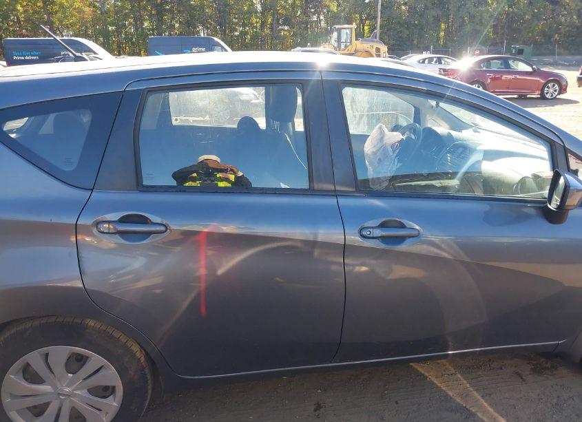 Photo 12 of 2018 Nissan Versa NOTE S (VIN 3N1CE2CPXJL356126)