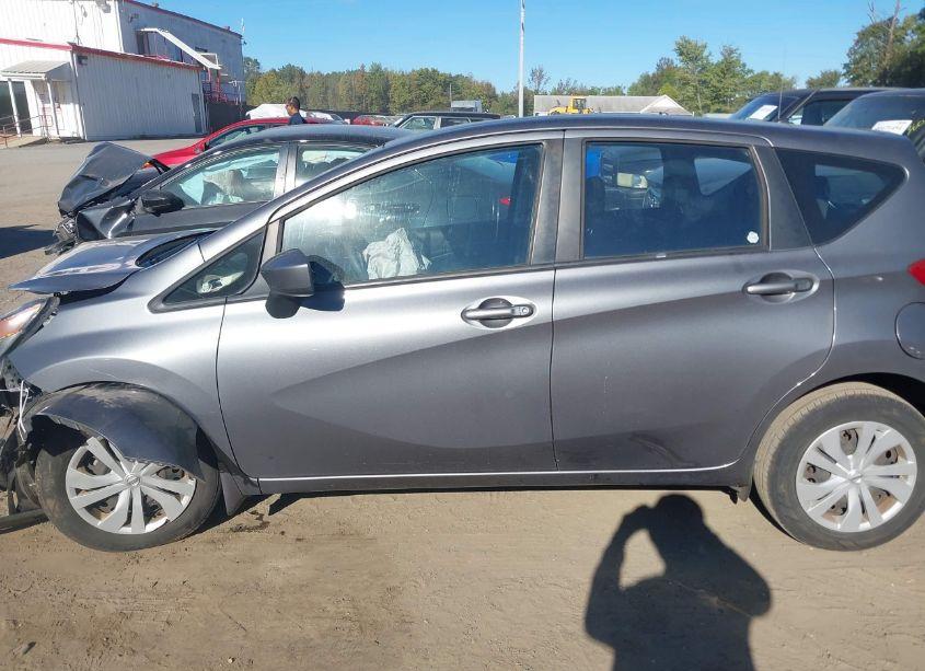 Photo 13 of 2018 Nissan Versa NOTE S (VIN 3N1CE2CPXJL356126)