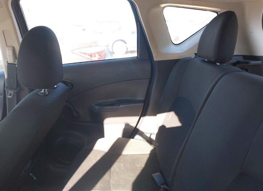 Photo 8 of 2018 Nissan Versa NOTE S (VIN 3N1CE2CPXJL356126)