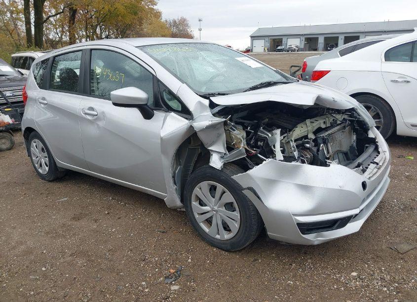 2019 Nissan Versa NOTE SV (VIN 3N1CE2CPXKL363112) main photo