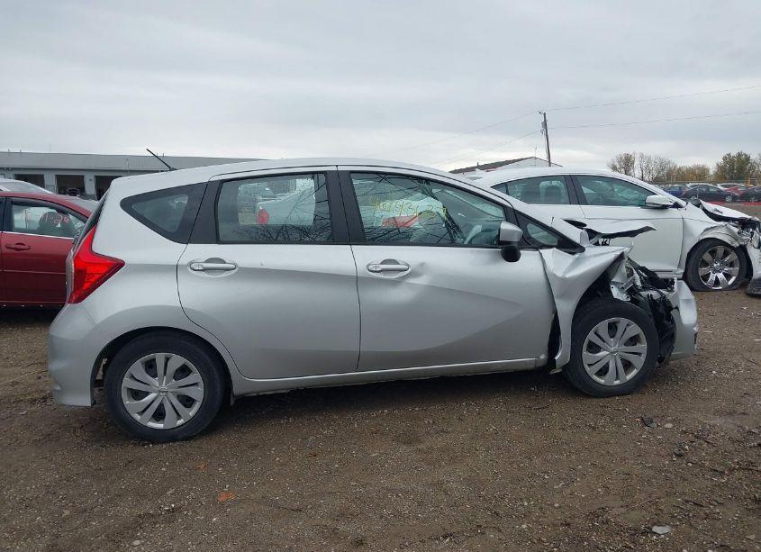 Photo 14 of 2019 Nissan Versa NOTE SV (VIN 3N1CE2CPXKL363112)