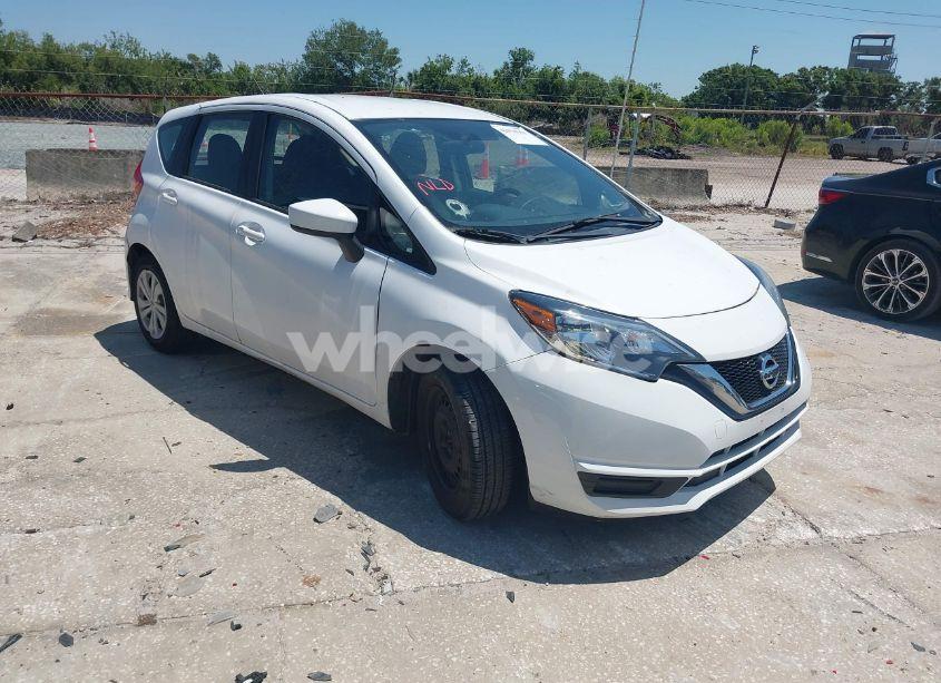 2019 Nissan Versa NOTE SV (VIN 3N1CE2CPXKL363899) main photo