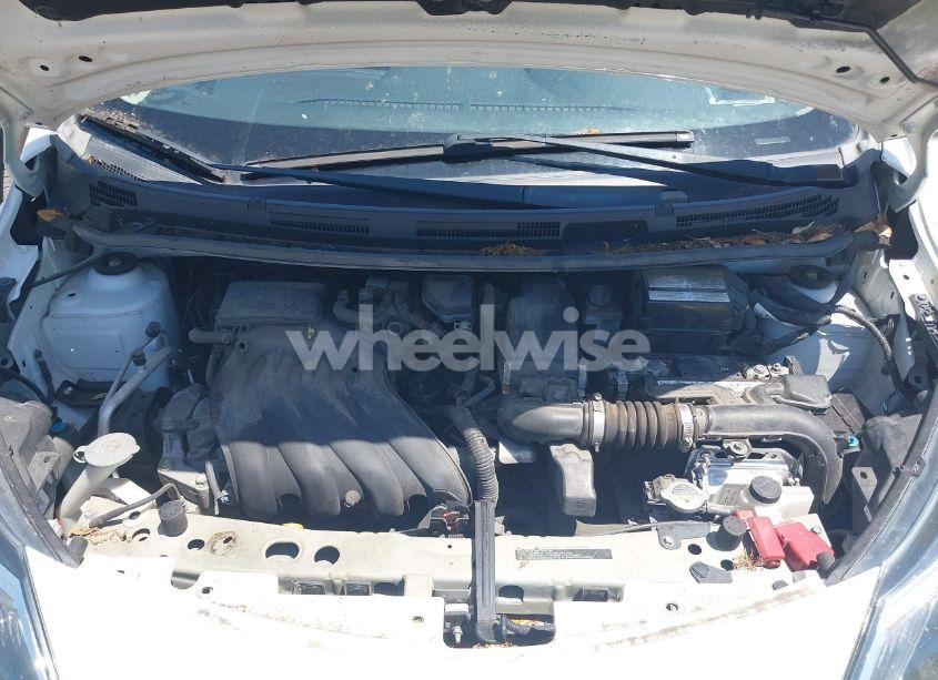 Photo 10 of 2019 Nissan Versa NOTE SV (VIN 3N1CE2CPXKL363899)