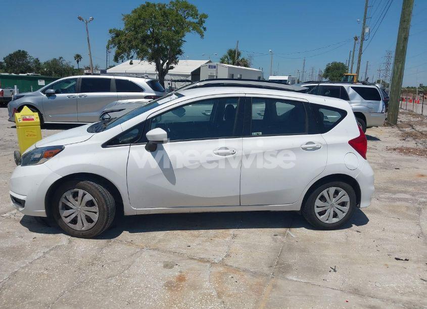 Photo 14 of 2019 Nissan Versa NOTE SV (VIN 3N1CE2CPXKL363899)
