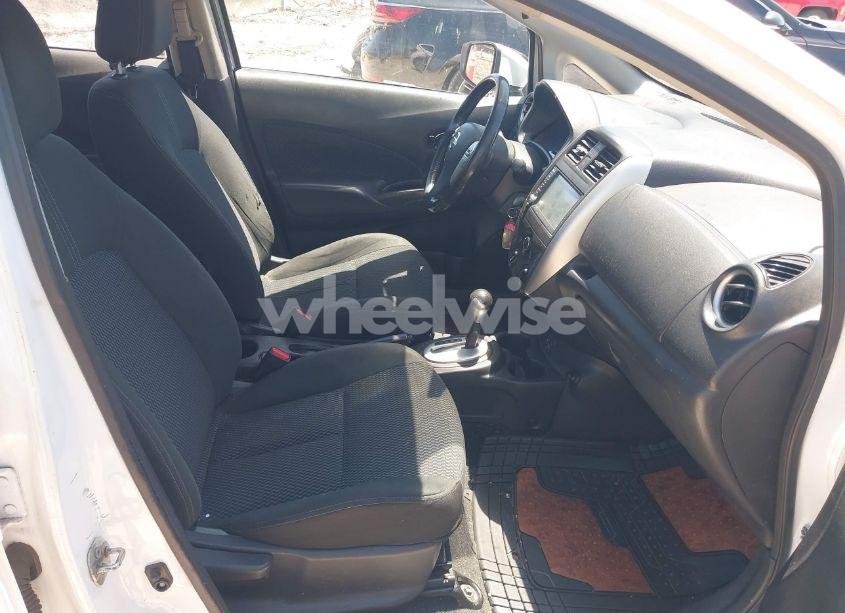 Photo 5 of 2019 Nissan Versa NOTE SV (VIN 3N1CE2CPXKL363899)