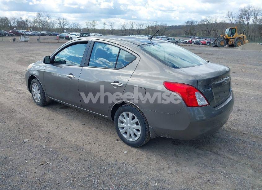 Photo 3 of 2012 Nissan Versa 1.6 SV (VIN 3N1CN7AP0CL880484)