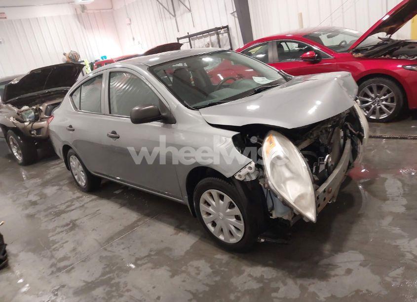 2012 Nissan Versa 1.6 S (VIN 3N1CN7AP0CL910681) main photo