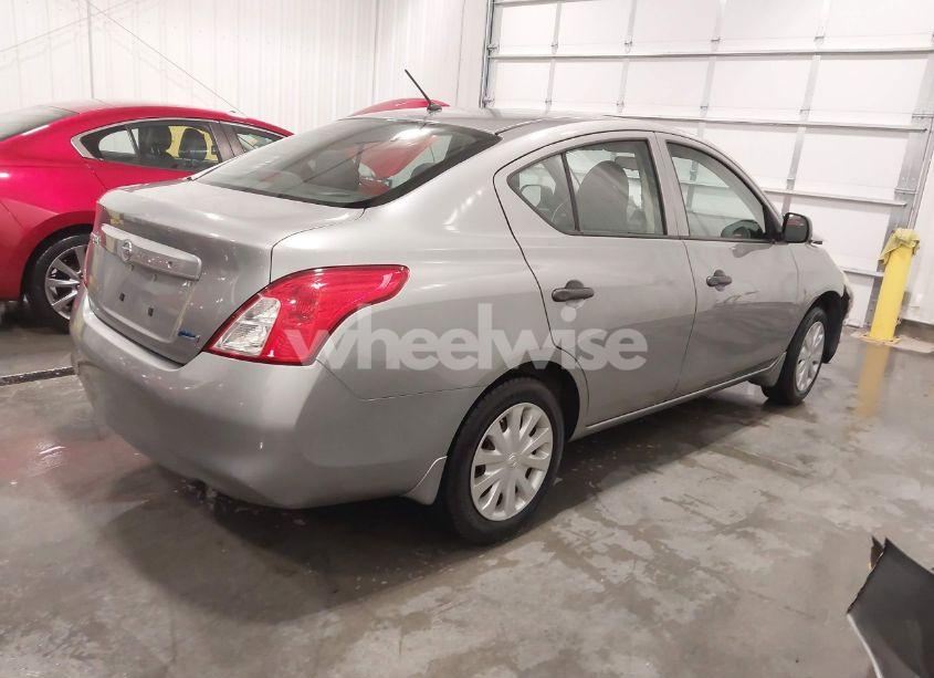 Photo 4 of 2012 Nissan Versa 1.6 S (VIN 3N1CN7AP0CL910681)