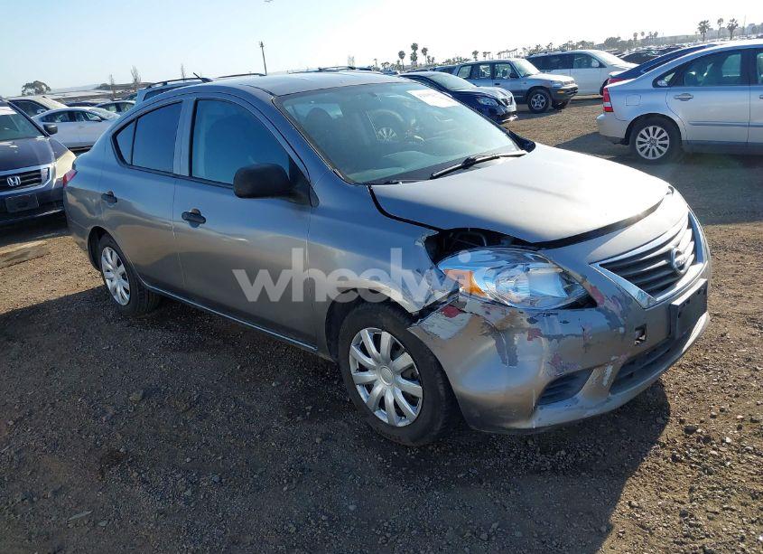 2013 Nissan Versa 1.6 S (VIN 3N1CN7AP0DL819380) main photo