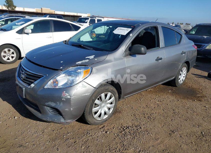 Photo 2 of 2013 Nissan Versa 1.6 S (VIN 3N1CN7AP0DL819380)