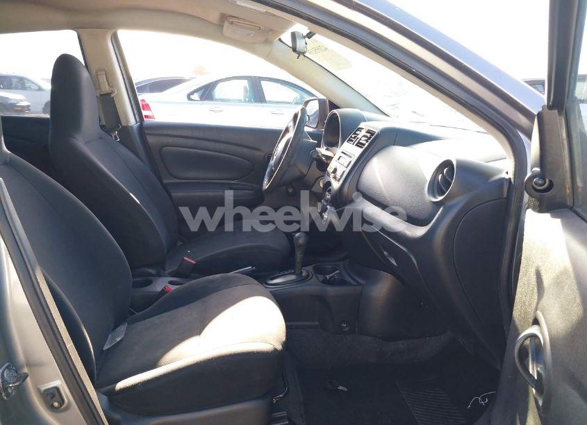 Photo 5 of 2013 Nissan Versa 1.6 S (VIN 3N1CN7AP0DL819380)