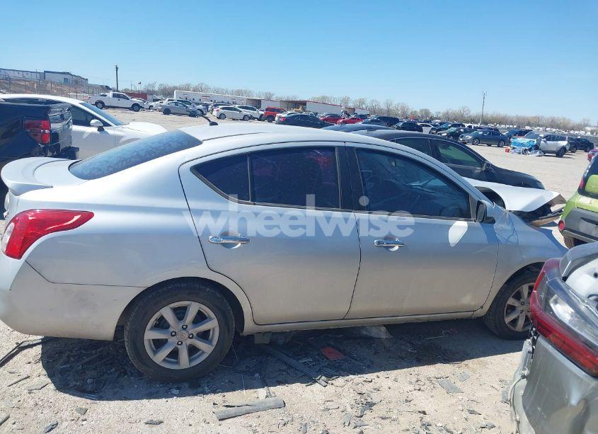 Photo 13 of 2013 Nissan Versa 1.6 SL (VIN 3N1CN7AP0DL822053)