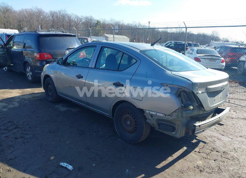 Photo 3 of 2013 Nissan Versa 1.6 S (VIN 3N1CN7AP0DL844280)