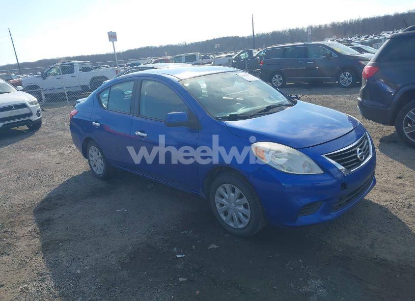 2013 Nissan Versa 1.6 SV (VIN 3N1CN7AP0DL861211) main photo