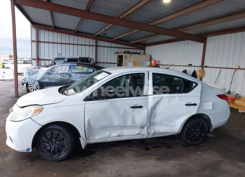 Photo 6 of 2013 Nissan Versa 1.6 S+ (VIN 3N1CN7AP0DL893463)