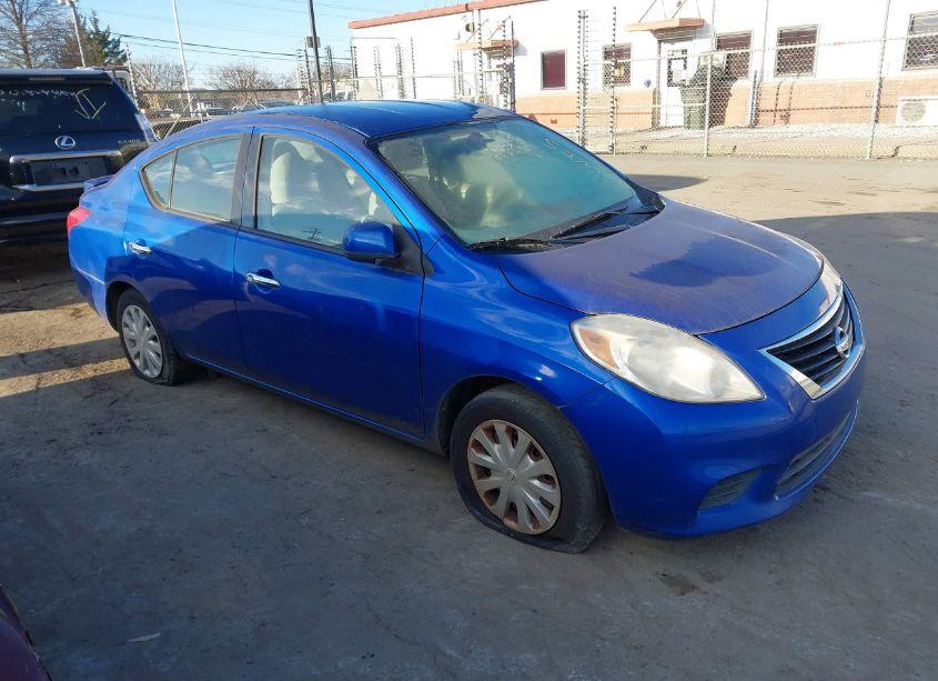 2014 Nissan Versa 1.6 SV (VIN 3N1CN7AP0EL815900) main photo