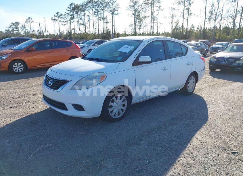 Photo 2 of 2014 Nissan Versa 1.6 SV (VIN 3N1CN7AP0EL832874)
