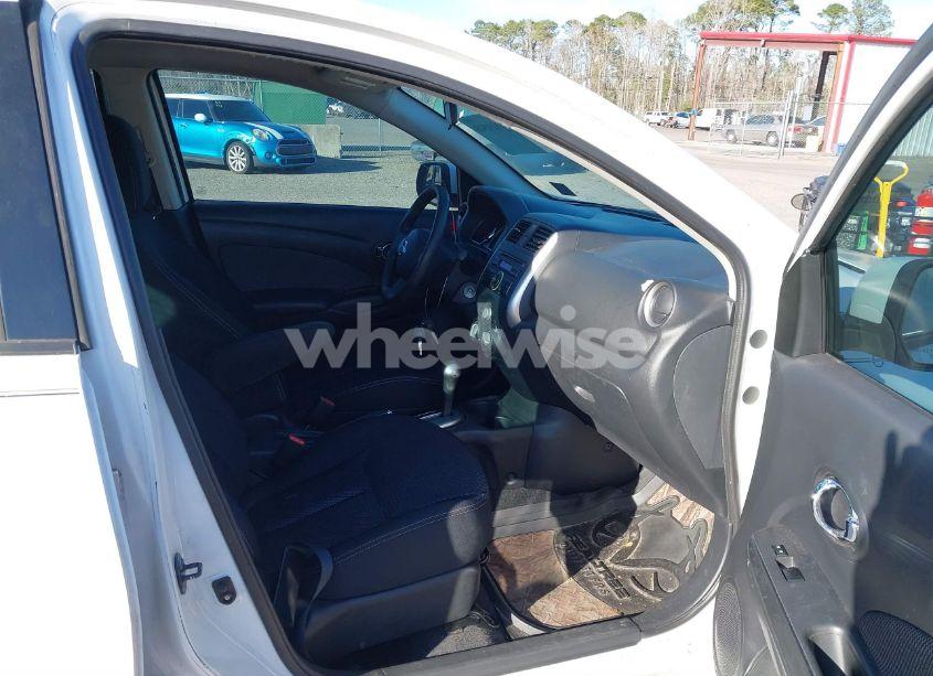 Photo 5 of 2014 Nissan Versa 1.6 SV (VIN 3N1CN7AP0EL832874)