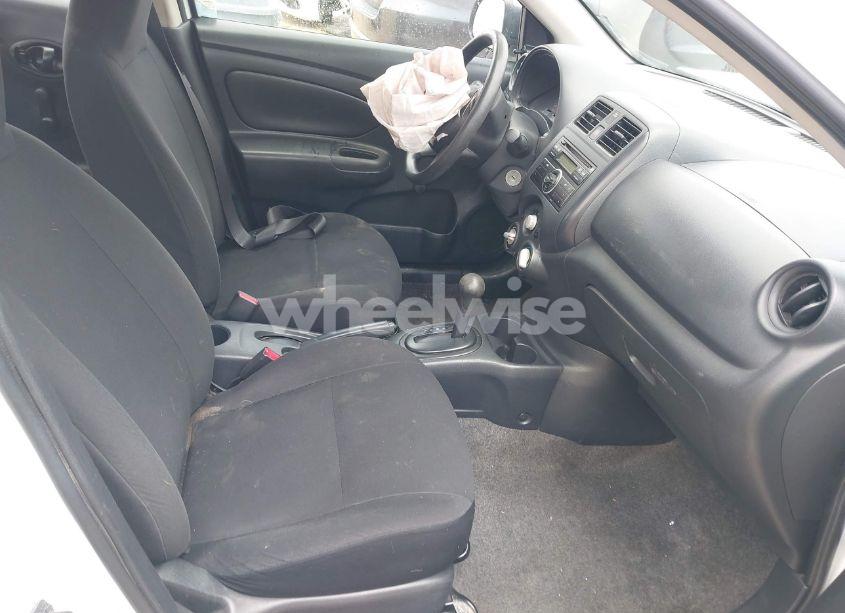 Photo 5 of 2014 Nissan Versa 1.6 S+ (VIN 3N1CN7AP0EL835113)