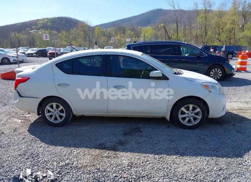 Photo 13 of 2014 Nissan Versa 1.6 SV (VIN 3N1CN7AP0EL839727)