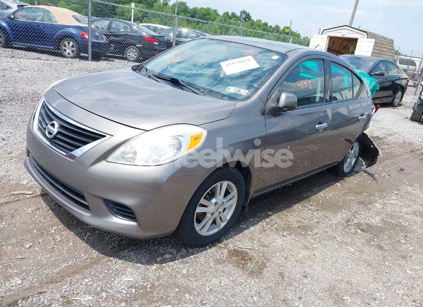 Photo 2 of 2014 Nissan Versa 1.6 SV (VIN 3N1CN7AP0EL857421)