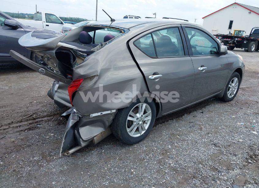 Photo 4 of 2014 Nissan Versa 1.6 SV (VIN 3N1CN7AP0EL857421)