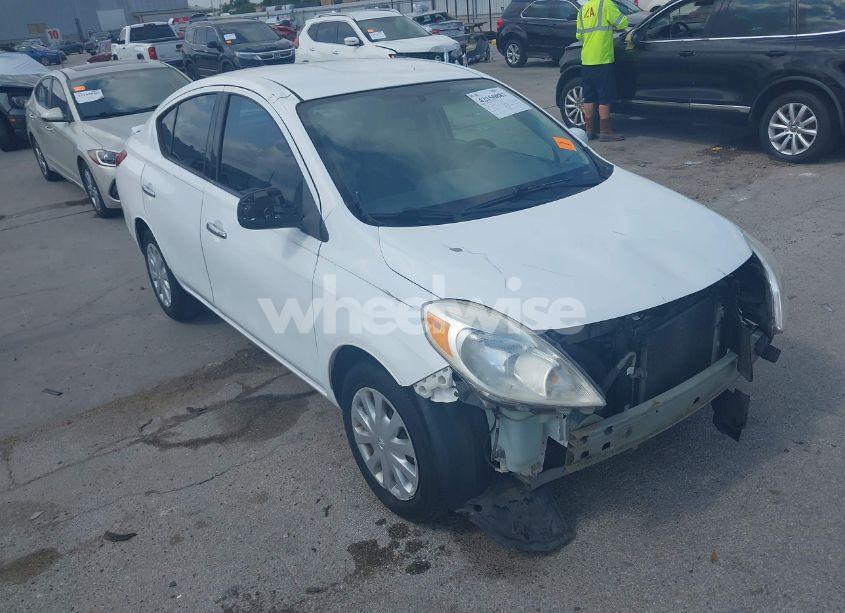 2014 Nissan Versa 1.6 SV (VIN 3N1CN7AP0EL866989) main photo
