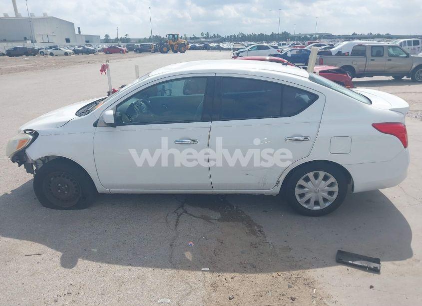 Photo 15 of 2014 Nissan Versa 1.6 SV (VIN 3N1CN7AP0EL866989)