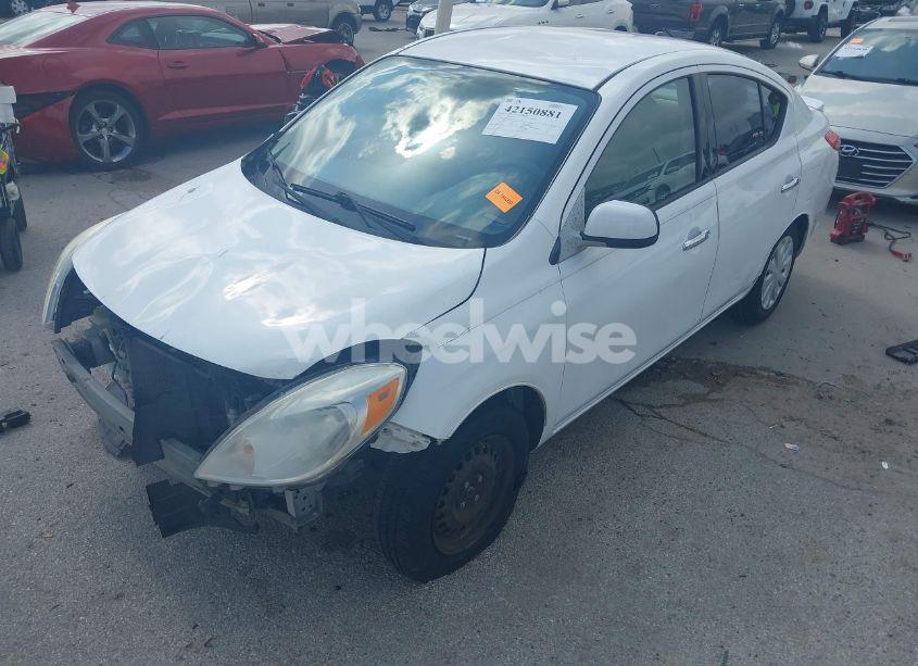 Photo 2 of 2014 Nissan Versa 1.6 SV (VIN 3N1CN7AP0EL866989)