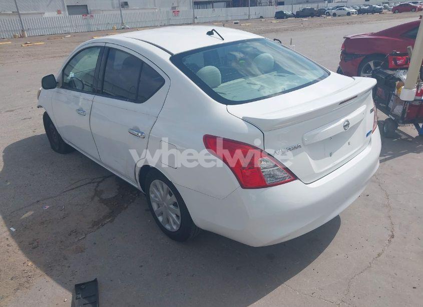 Photo 3 of 2014 Nissan Versa 1.6 SV (VIN 3N1CN7AP0EL866989)