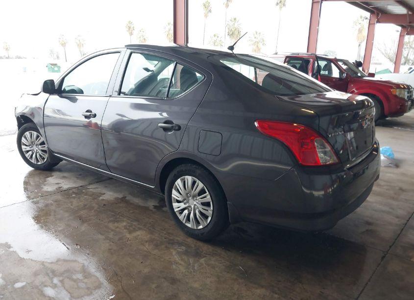 Photo 3 of 2015 Nissan Versa 1.6 S (VIN 3N1CN7AP0FL817311)