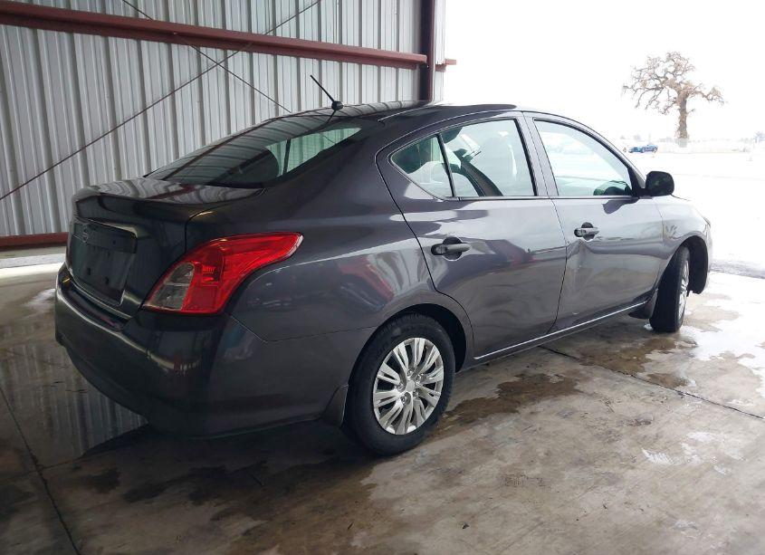 Photo 4 of 2015 Nissan Versa 1.6 S (VIN 3N1CN7AP0FL817311)