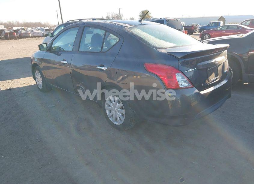 Photo 3 of 2015 Nissan Versa 1.6 SV (VIN 3N1CN7AP0FL828518)