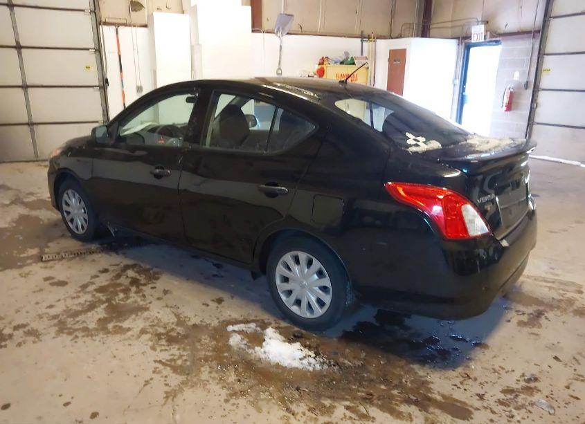 Photo 3 of 2015 Nissan Versa 1.6 S+ (VIN 3N1CN7AP0FL882465)