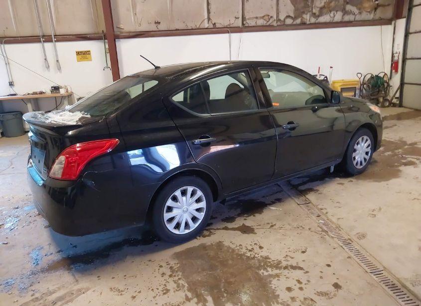 Photo 4 of 2015 Nissan Versa 1.6 S+ (VIN 3N1CN7AP0FL882465)