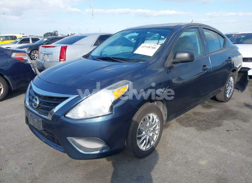 Photo 2 of 2015 Nissan Versa 1.6 S (VIN 3N1CN7AP0FL912290)