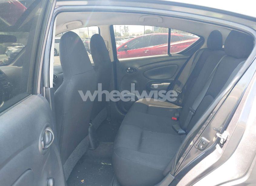 Photo 8 of 2015 Nissan Versa 1.6 S+ (VIN 3N1CN7AP0FL913455)